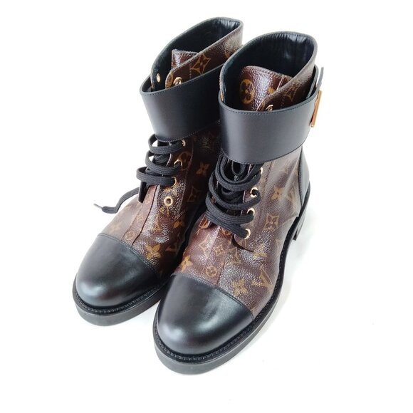 Louis Vuitton Boots Women Browns Leather (calf) 510-081425 - Picture 1 of 9